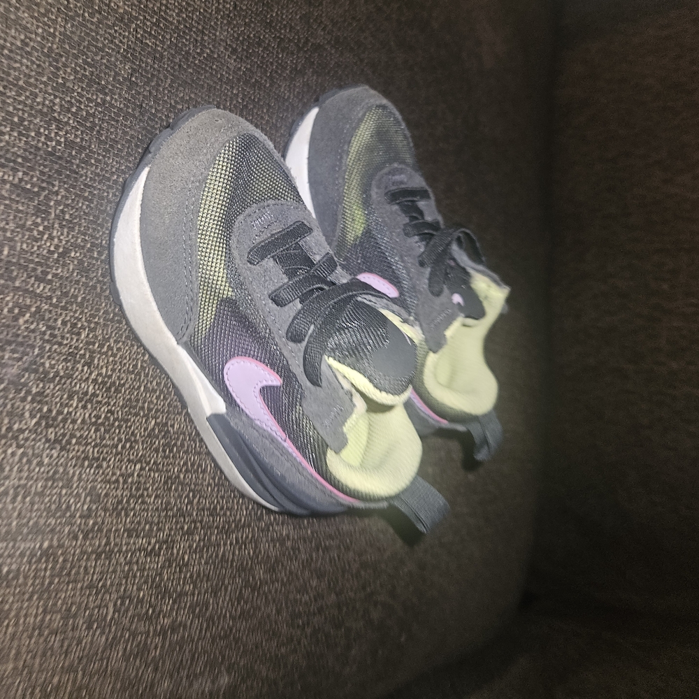 Nike Kids' Black and Pink Sneakers